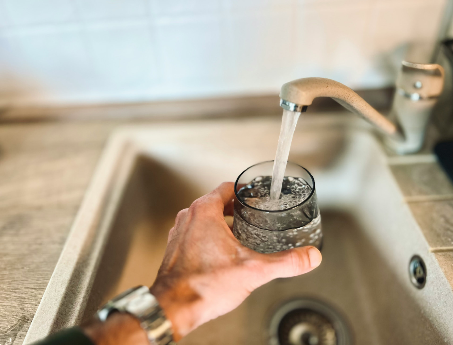 Hotel water consumption: what each stay tells you